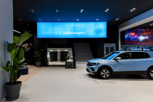 VW_Karenta_Mandilas_600x400_08