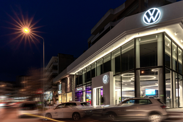VW_Karenta_Mandilas_600x400_14